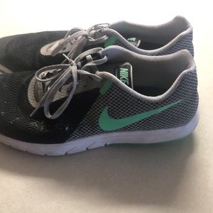 Men’s Nike shoes